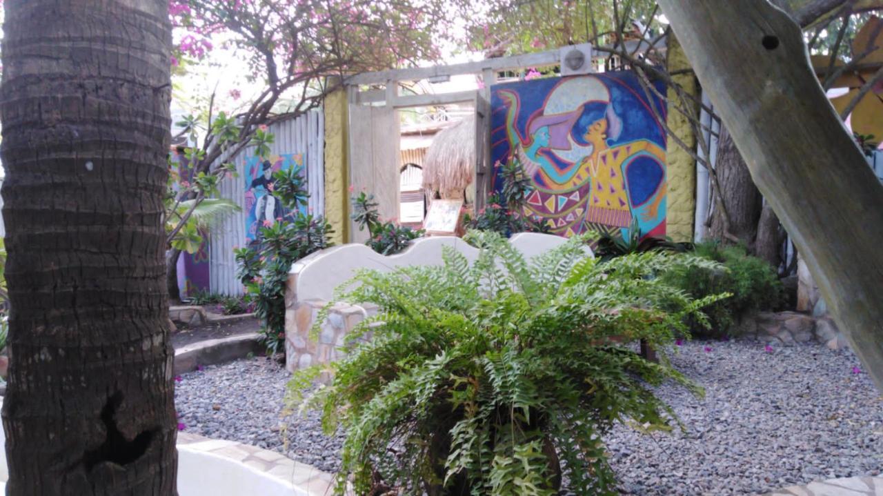 Kokrobite Gardens Restaurant And Guest House Exterior photo